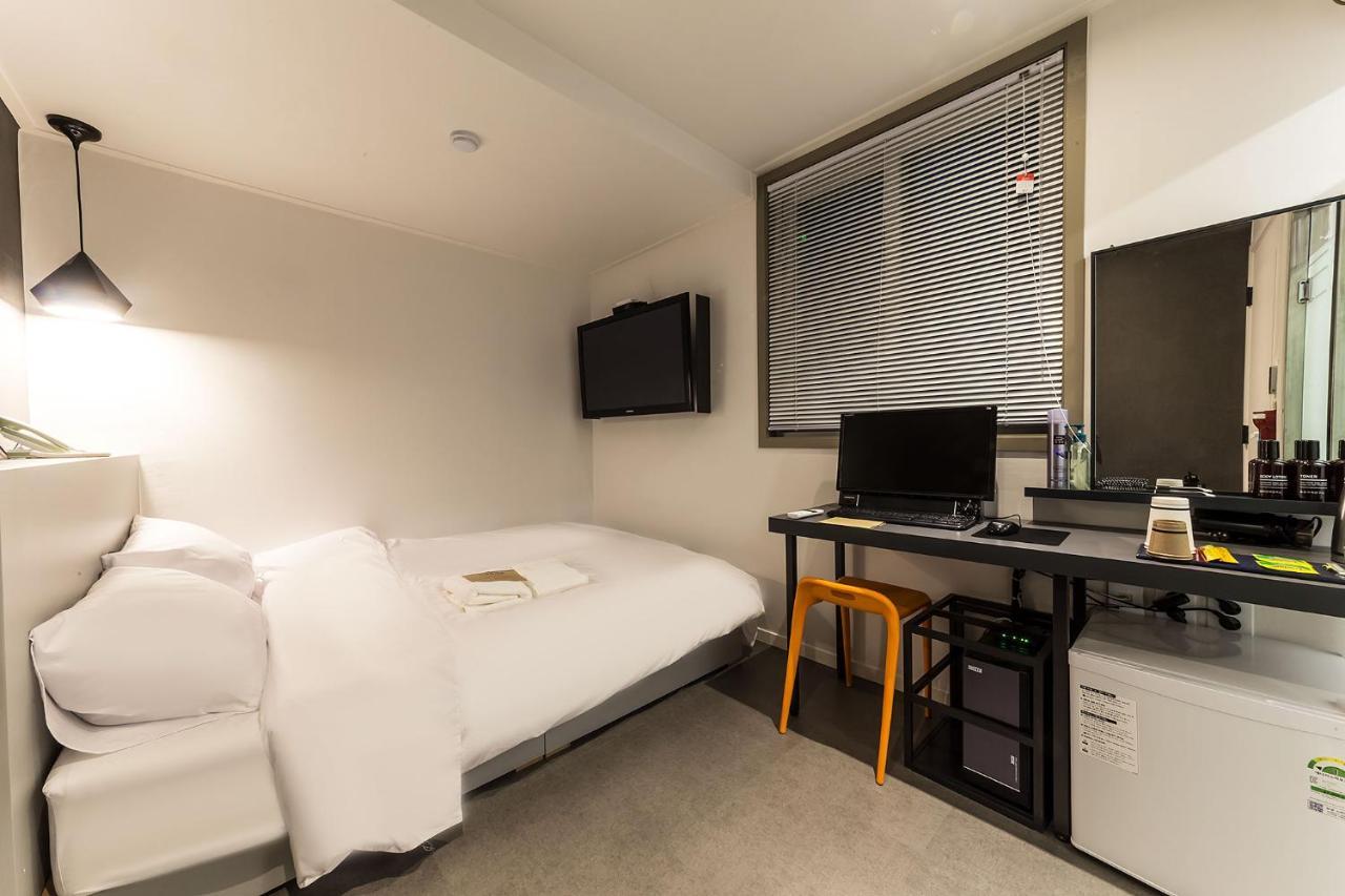 Hotel Yam Sinheung Station Соннам Экстерьер фото