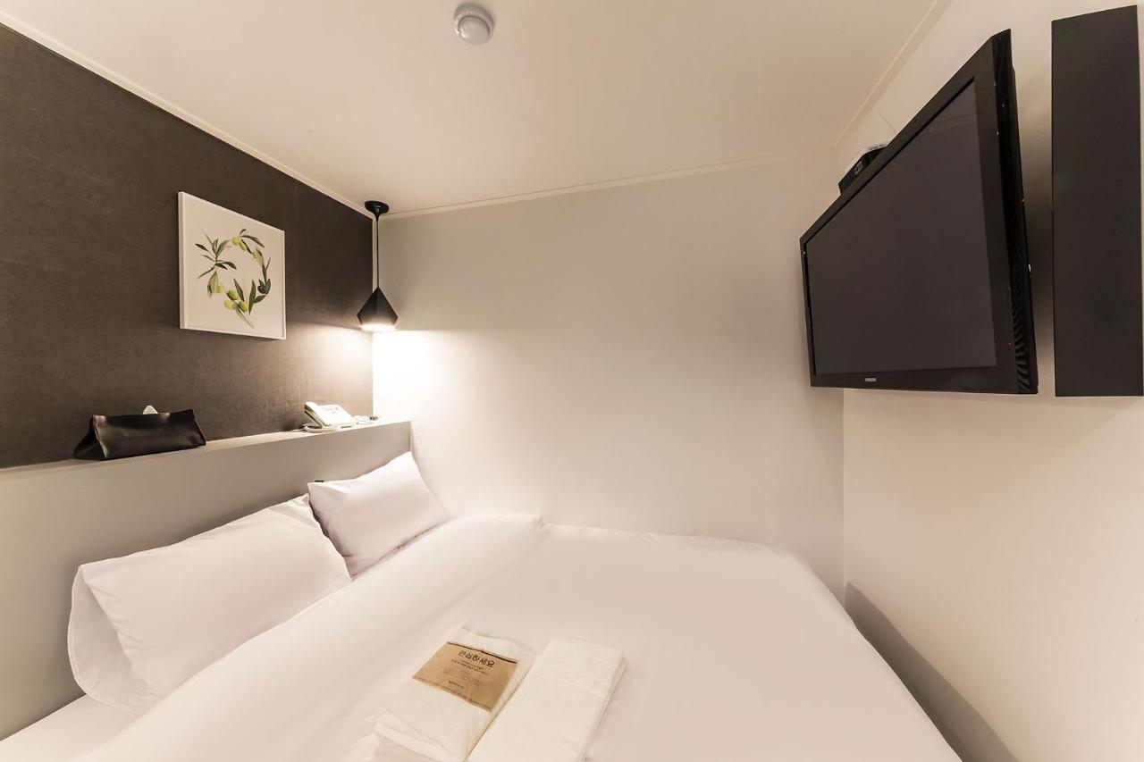 Hotel Yam Sinheung Station Соннам Экстерьер фото