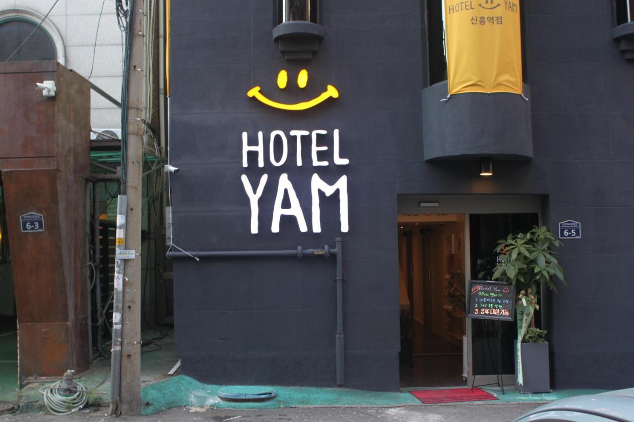 Hotel Yam Sinheung Station Соннам Экстерьер фото